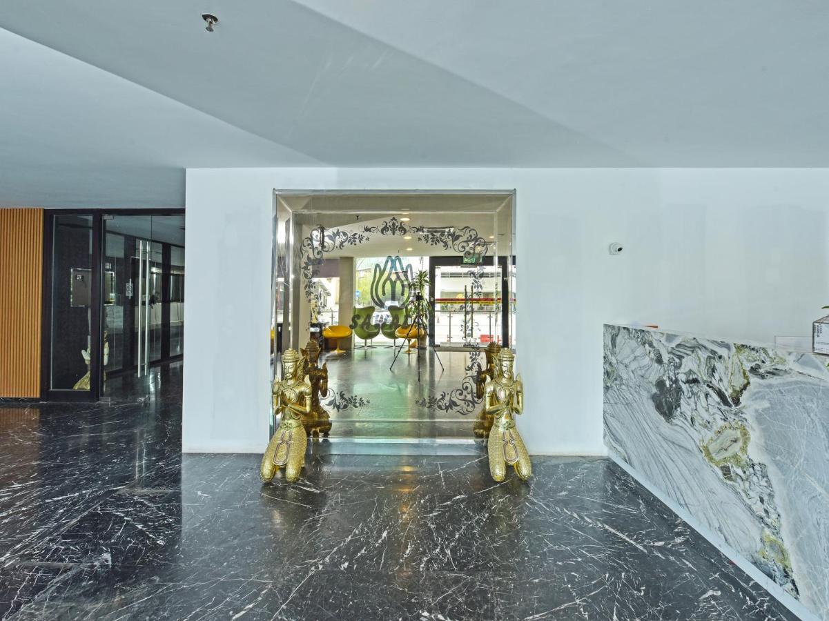 Capital O 90130 Sawadee Hotel Johor Bahru Exterior foto